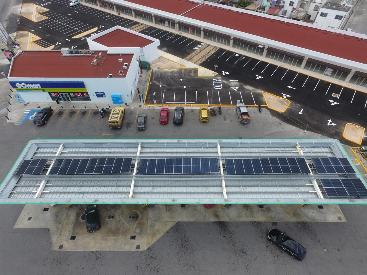 Estacionamiento Solar GOmart - Proyecto de energía solar por Eurolatina Energy